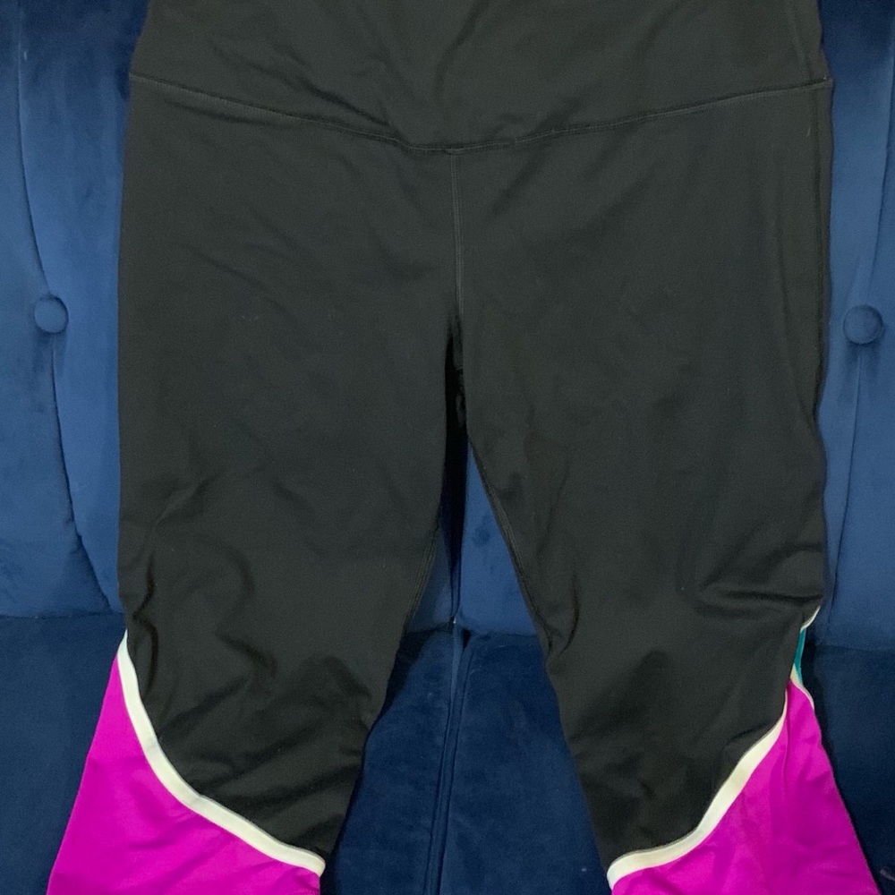 Victoria’s Secret Knockout Capri